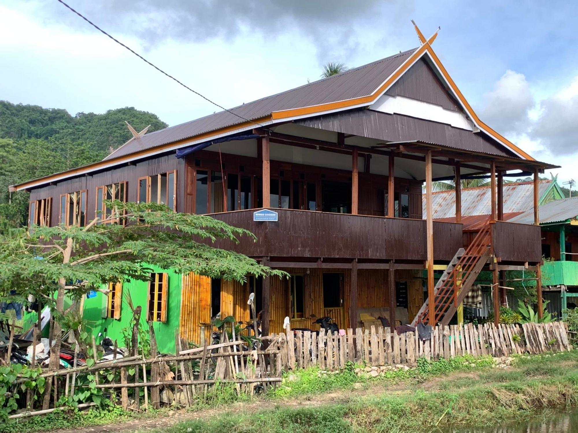 Nasrul House Homestay For Backpackers Maros Exteriér fotografie